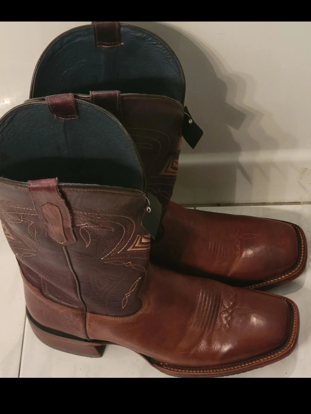 Cody James Blue Collection Classic Brown Leather Cowboy Boots